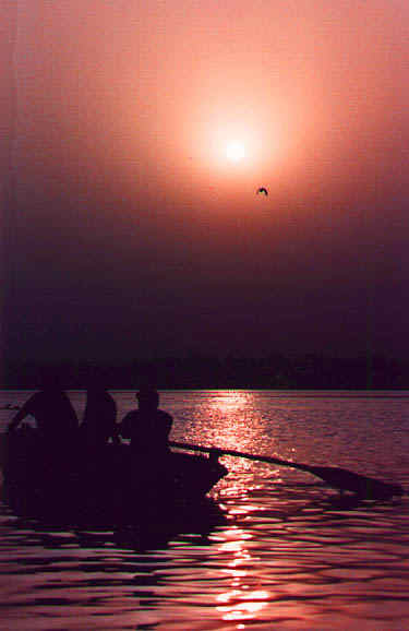ganges mornbig.jpg